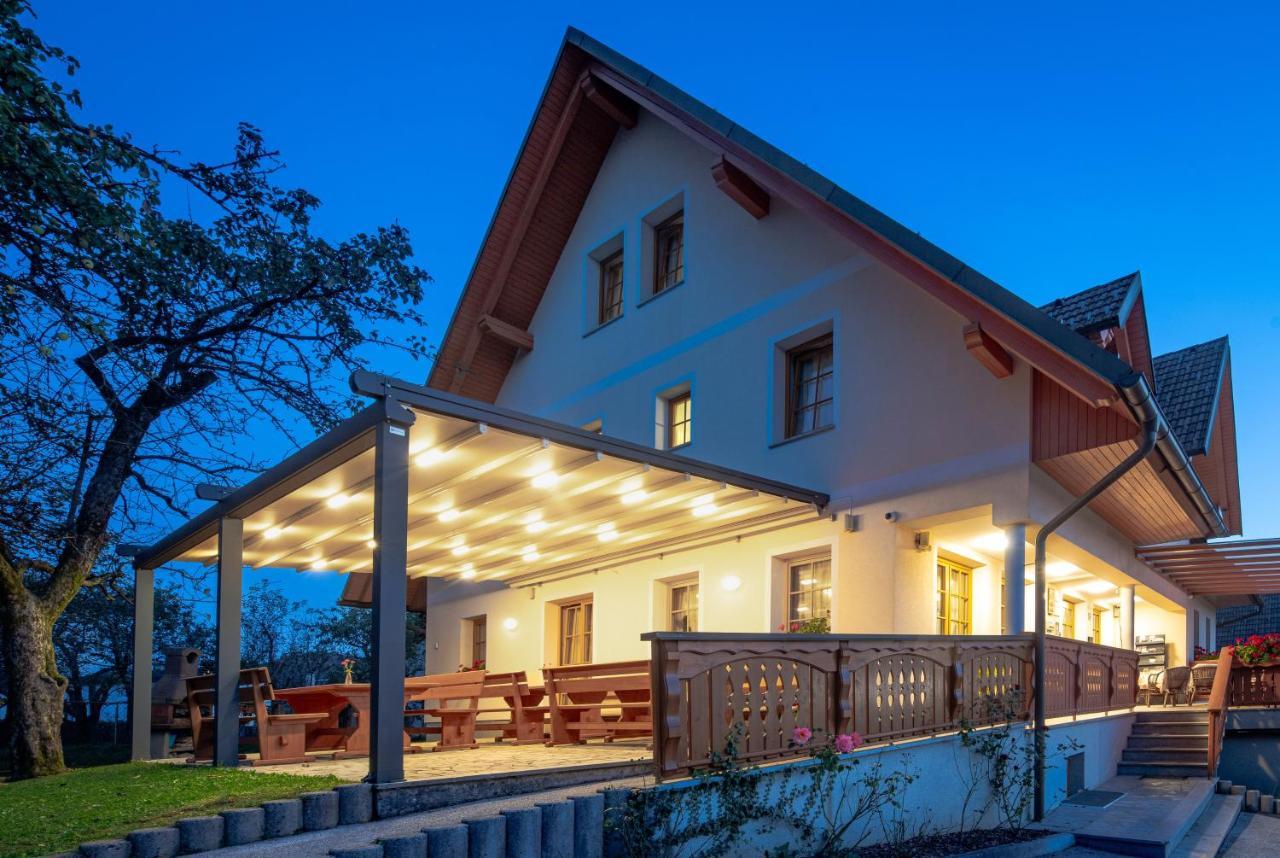 Boutique Hotel Loka Škofja Loka Buitenkant foto