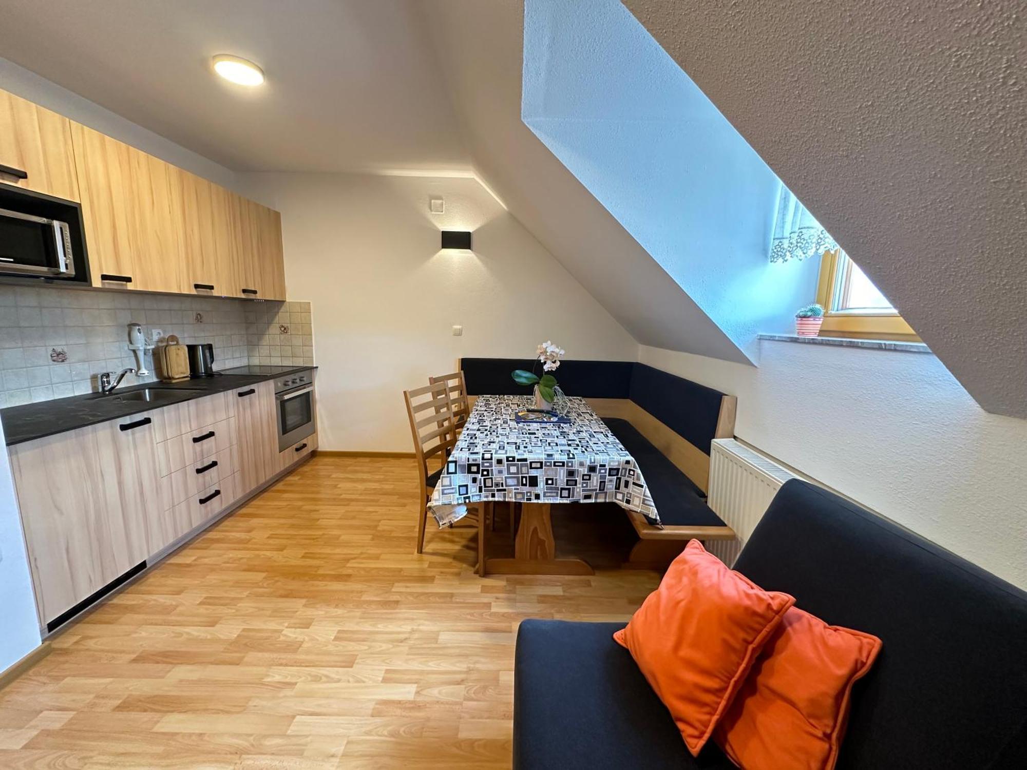 Boutique Hotel Loka Škofja Loka Buitenkant foto